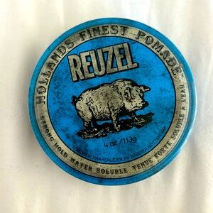 Reuzel strong hold pomade